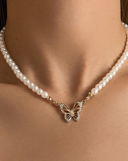 Rhinestone Butterfly Pendant Pearl Necklace